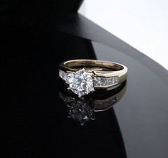 1.00ct F SI2 & Princess Cut Diamond Set 18k Yellow Gold Ring Size K.5 Val$16800