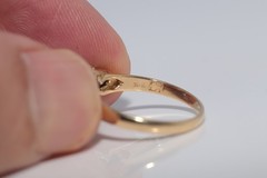 Vintage Circa 1980s 18k Gold Natural Diamond And Oval And Pear Cut Sapphire Ring