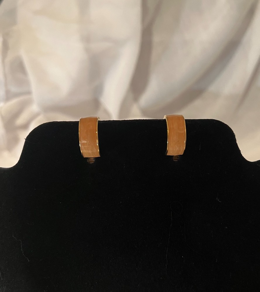 Monet Enamel Small Orange Pink Gold Hoop Clip On Earrings in Perfect Condition