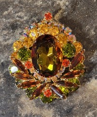 Vintage MCM Juliana Goldtone Autumn Topaz Heliotrope Rhinestone Brooch Pendant