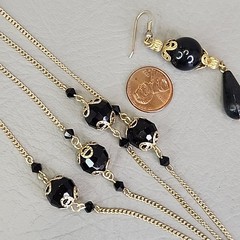 Necklace Pierced Earrings Lot of 2 Black Glass Acrylic Station Gold Tone 48″