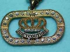 Juicy Couture Pendant 18″ Necklace in VG Cond.