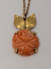 Krementz Carved Coral Rose Flower With Gold Tone Leaves Pendant On 17.75″ Chain.