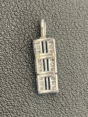 Platinum 0.24CTW Diamond Pendant (PB345)