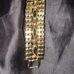 Vintage Juliana Emerald Green Rhinestone Gold Tone Bracelet