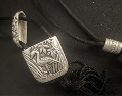Vintage Asian/Japanese Inro Heron Pewter Pendant Necklace