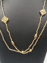 1970 NAPIER 36 in Gold Tone Metal Seed Beads Stations Necklace