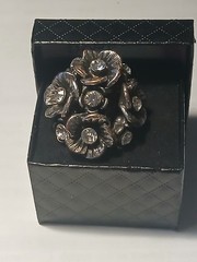 Vintage Pewter & Rhinestone adjustable elastic band flower Ring -1 size fits all