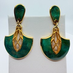 Vintage Green Enamel Gold Tone Geometric Ribbon Swirl Statement Clip On Earrings