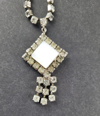 Thermoset Lucite Rhinestone Tassel Choker Necklace 14″
