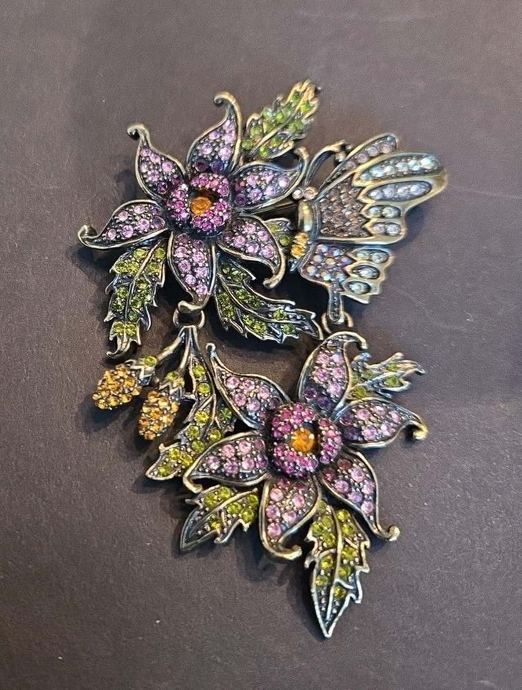 LaVintage Pave Crystal Large Flower Brooch/ Pendant