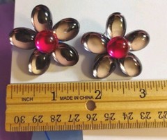 Adorable! “Jelly Bean” Look Hot Pink and Lavender ACRYLIC Flower 1.5″ Earrings!