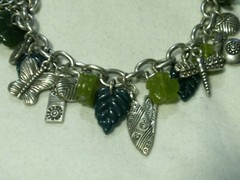 COOKIE LEE…Silver Tone & Lucite Flowers, Leaves,Butterfly++ Charms Bracelet…