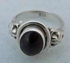 YOUNG LADIES Sterling Silver Estate Hand Crafted GARNET CABOCHON RING size 4.75