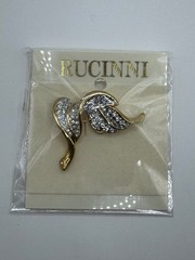 VINTAGE RUCINNI GOLD TONE BROOCH/ PIN WITH CLEAR ROUND CRYSTALS RHINESTONES