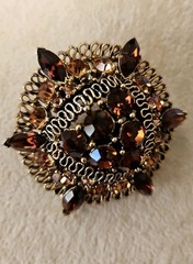 Vtg. Lisner Brooch Pin Brown Rhinestone Gold Tone Squiggle Domed Raised Signed