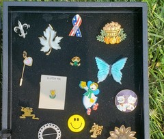 Vintage Brooch Lot: 50 PCS, Krementz, Avon, 18ktGF, Napier, JJ, Coro, AJC, !!!