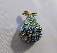 Vintage 1960’s Peacock Blue Green AB Iridescent Brooch Pin Pear Shaped EUC
