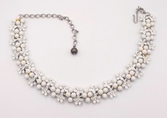 VTG Charel White Enamel Daisy Beaded Rhinestone Choker Necklace