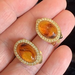 vtg clip on earrings lot +brooch
