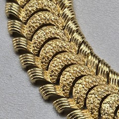 Vintage Coro Gold Tone Link Bracelet Chunky Textured Safety Chain