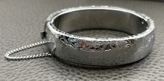 VTG Hinged Bangle Bracelet Floral Silver Tone Engraved Foliage Safety Chain 7”