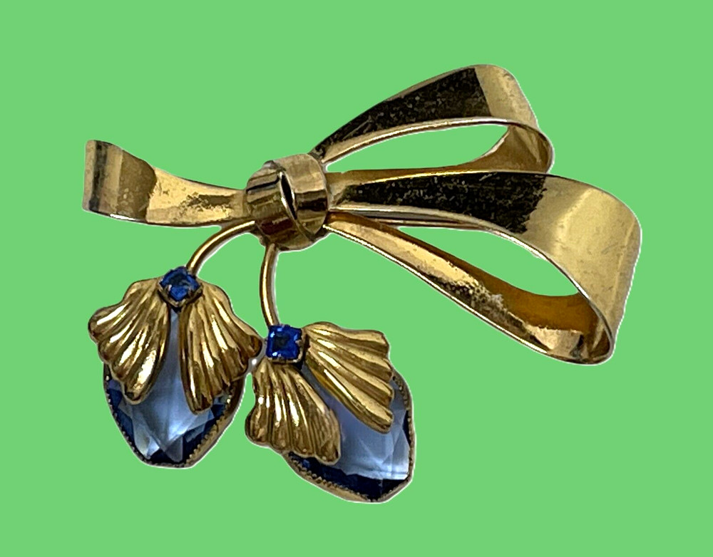 STERLING Estate Brooch Floral Blue Crystals Goldtone (24g) *EUC* REGAL!!