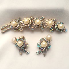 Juliana D&E Faux Pearl Bead AB Rhinestone Brooch Earring Book Piece Vtg Heirloom