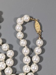 Vintage Glass Faux Pearl Knotted Neckalce Classic Elegant 26 in