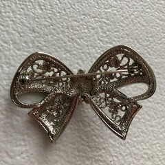 Vintage Silver Tone Filigree Bow Brooch AB Rhinestone Cluster Costume Jewelry
