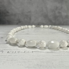 Vintage White Lucite Beaded Necklace 1970s-1980s Costume Jewelry