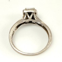 v595 Vintage Sterling Silver White Rhinestone Stone Twisted Band Ring Size 7.5