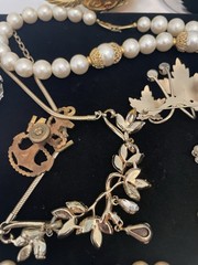 Junk Jewelry FOR CRAFTS WEAR PICS 1 & 2 Necklaces Watches Brooch Some SIGNED #3