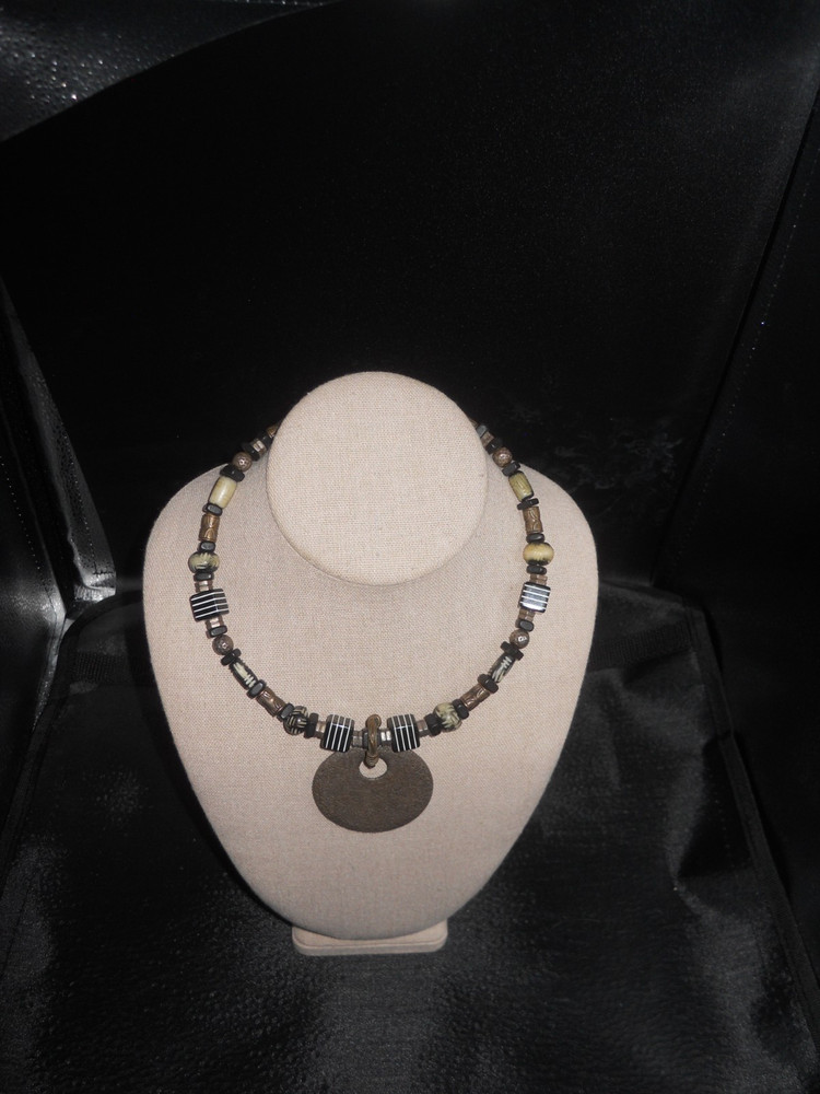 VTG Glass and Acrylic Boho beaded Collar Necklace with Heavy Metal Pendant