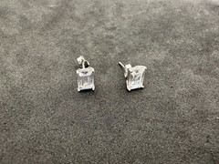 1.20g Vintage Sterling Silver 925 Emerald Cut Clear Earrings Sparkling Studs M