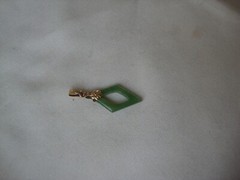 VTG 1970s HANDMADE GREEN JADE FENG SHUI DIAMOND YELLOW GOLD FILLED CHARM/PENDANT