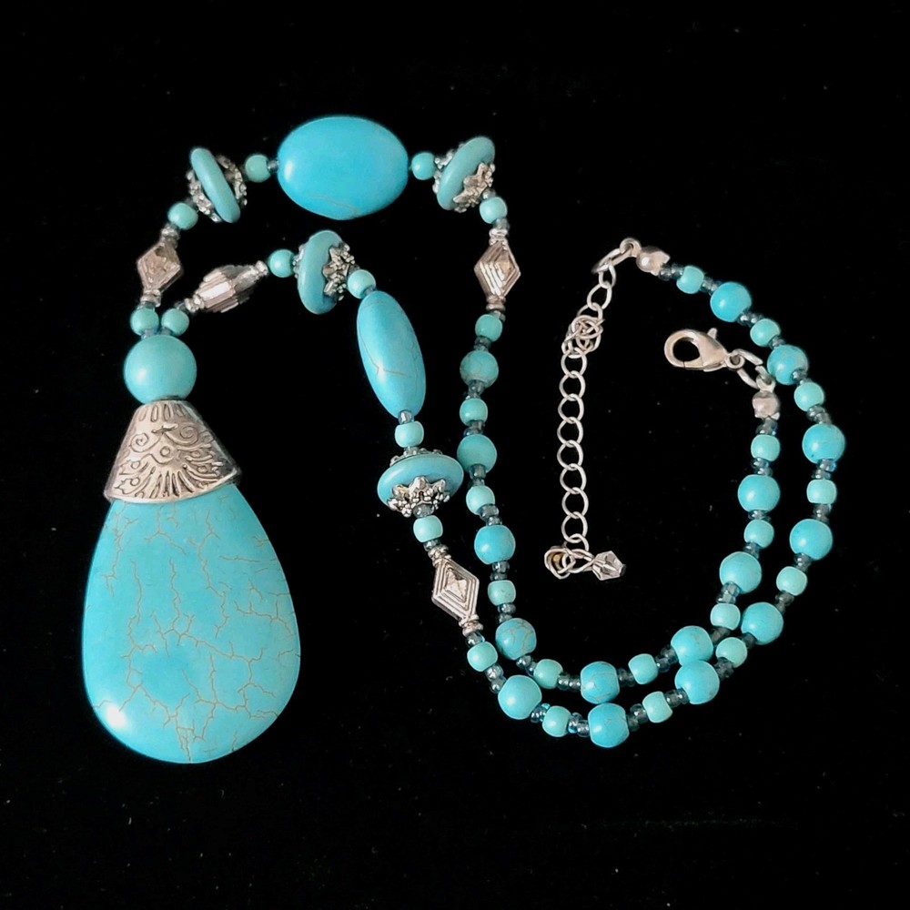 Pendant Necklace Vintage Southwestern Style 16″ Choker Necklace 2.4″ Pendant