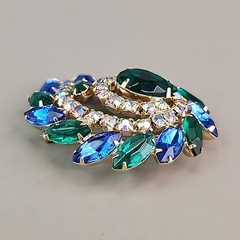 Vintage Rhinestone Brooch Blue Green AB Swirl Gold Tone 2.25″