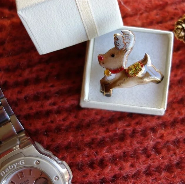 Rudolph the Reindeer – Japanese cloisonné enamel Pin Badge Made-to-order NEW