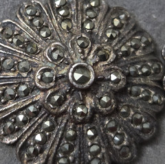 ND 925 Marcasite Pave Sterling Silver Domed 6/8″ Flower Earrings Stud 6 grams
