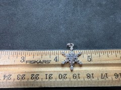 1.64g Vintage Sterling Silver 925 Snowflake Pendant Sparkling Round Accent M