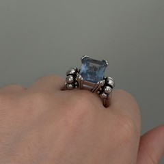 Vintage 18K White Gold Plated Blue Stone Two Tone Band Ring Size 9