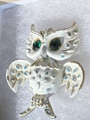Antique Vintage Trafari Owl Green Eye Pin Enamel Pet Collection Brooch Jewelry
