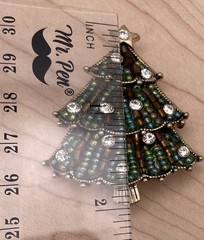 Liz Claiborne Christmas Tree Rhinestone Brown Green Gold Tone Brooch Pin