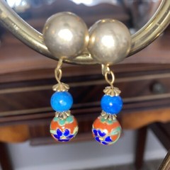 Vintage Gold Tone And Floral Bead Dangle Drop Earrings Clip On Retro Costume