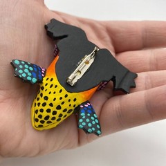 Wooden colorful frog brooch yellow orange spotted lapel pin light weight