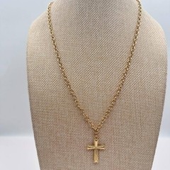 Vintage 80s Gold Tone Cross Pendant Necklace Chunky Chain Statement Jewelry Y2K