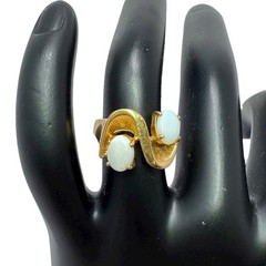 Vtg 18K HGE Gold Tone Ring Twin Oval Opalite Textured Swoop Asymmetrical Band 6