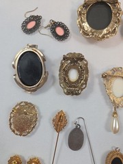 Vintage Estate Jewelry Lot Brooches Ring Locket Pendant Cameo Victorian Style