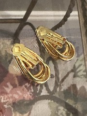 Vintage Signed Erwin Pearl Chunky Gold Tone Door Knocker Clip On Earrings